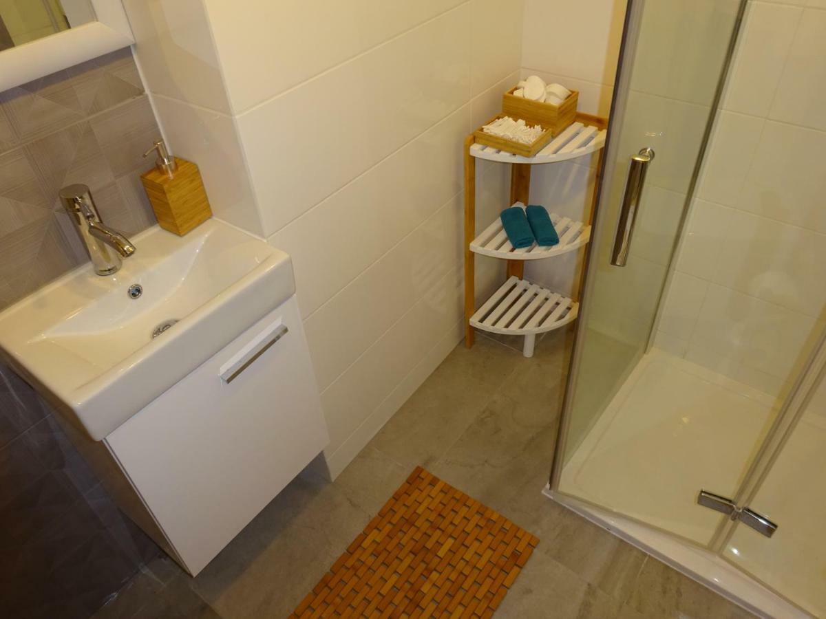 Apartament Nikola ワルシャワ エクステリア 写真