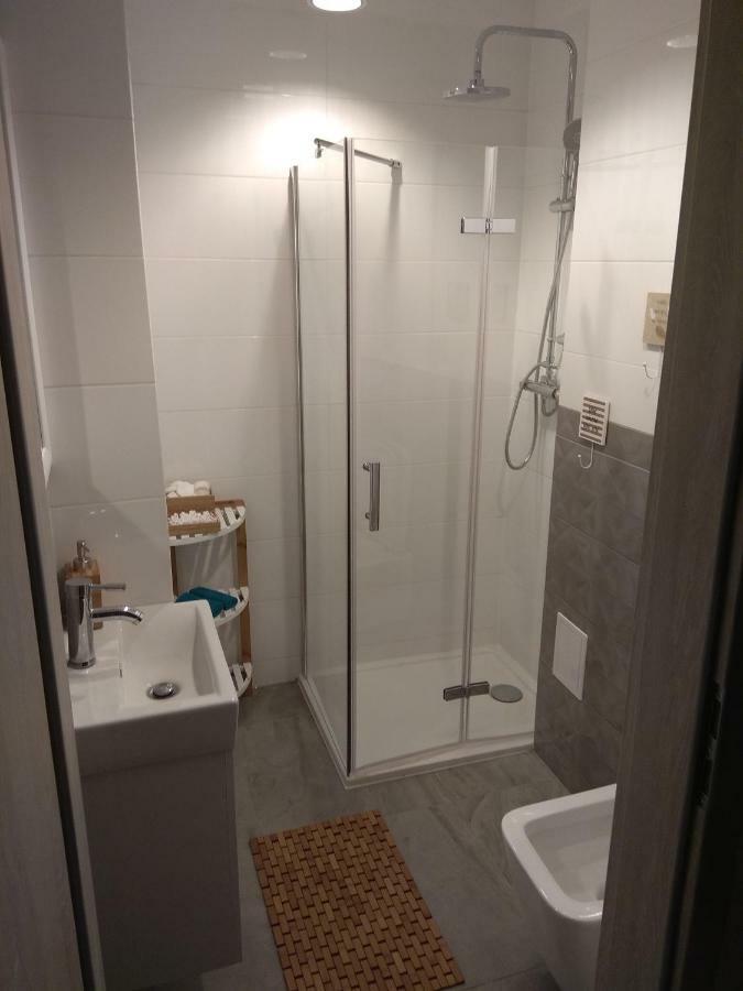 Apartament Nikola ワルシャワ エクステリア 写真